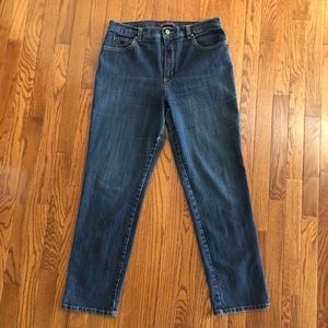 Gloria Vanderbilt Stretch Jeans, Size 14 Average.